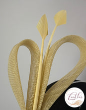 Load image into Gallery viewer, Olivia