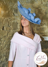 Load image into Gallery viewer, Faye