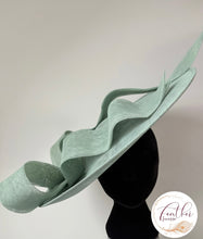 Load image into Gallery viewer, Mirren