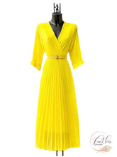 Load image into Gallery viewer, Pleated Maxi Dress