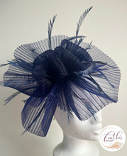 Load image into Gallery viewer, Gloria